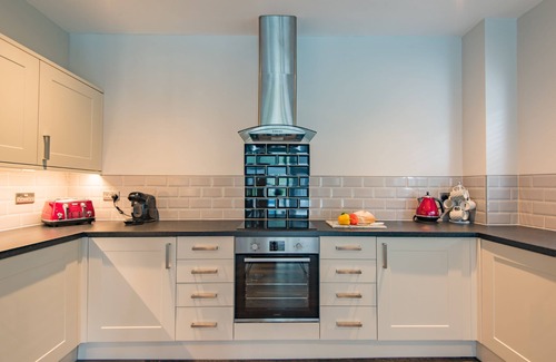 Denton House | Unique property, nestled in the pretty countryside, near the village of Kingston