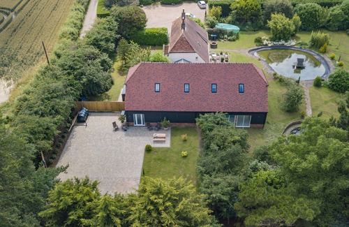 Denton House | Unique property, nestled in the pretty countryside, near the village of Kingston
