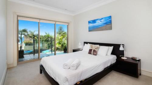 Terrigal House | Unit 13 - 3 Bedroom Ocean View