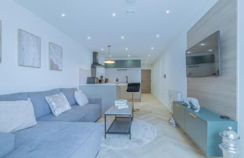 Sheffield Apartment | Unit 3 Spacious & Comfy 1-BR Flat, Fast Wi-Fi, Free parking, Prime Location