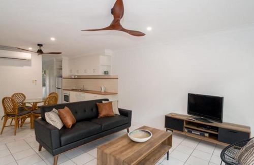 Arcadia House | Unit 7 Beachcomber, Arcadia
