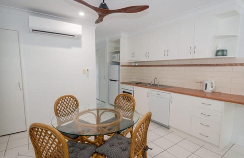 Arcadia House | Unit 7 Beachcomber, Arcadia
