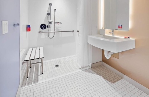 Florida Central Atlantic Coast Hotel | Universal's Stella Nova Resort