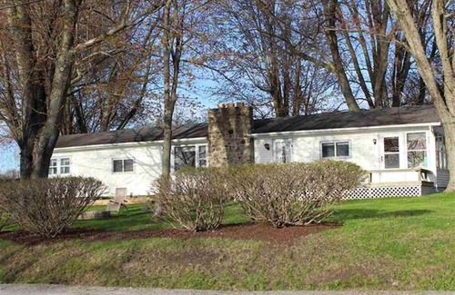 Alburg Cottage | Unreal Sunsets At Lake Champlain Cottage