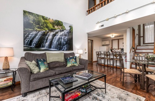 The Galena Territory Villa | Unwind at Star Gazer`s Getaway