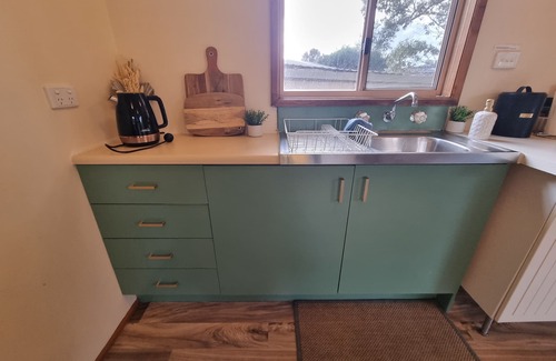 Cape Paterson House | UNWIND AT THE 3BR CAPE BEACH HOUSE | FREE Wi-Fi | Families, Solo, Couples, Pets