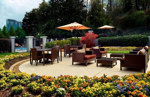 Home Park Hotel | Unwind in Midtown Atlanta's Hospitality! 4 Kid-friendly Units! W/Pool Access!