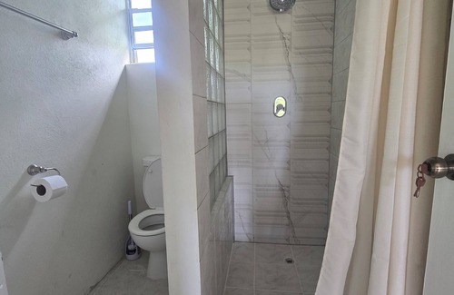 Piligrim Road Apartment | Unwind in our cozy, furnished AC 2 -bedroom unit perfect for short getaways.