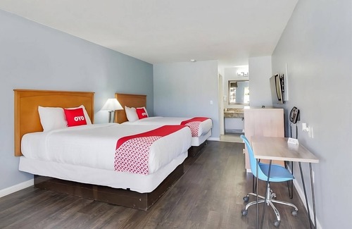 Ingleside Hotel | Unwind Near Port Aransas Museum w/Breakfast, Pool, Free Parking