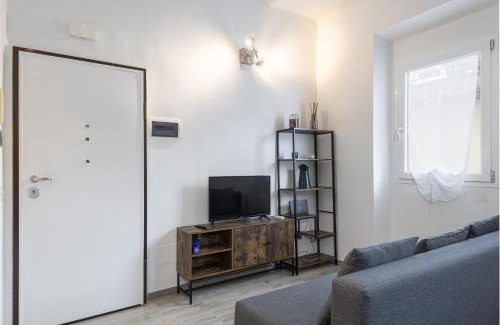 Isolotto Apartment | UNYCA - Charming Cozy Retreat Florence