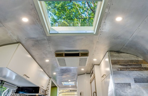 Menlo House | Updated Airstream in secluded location with firepit, full bathroom & kitchenette