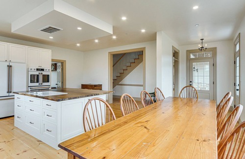 Middletown House | Updated Farmhouse < 2 Mi to Historic Middletown!