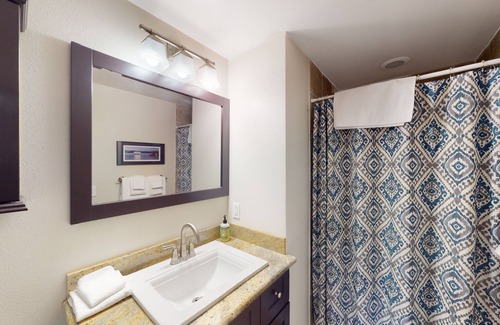 Columbia City House | Updated home 2 blocks from the light rail with hot tub, firepit & lovely patio