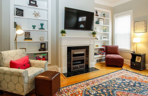 South Side Slopes House | Updated home with 2 car off street parking pad in Southside Pittsburgh!
