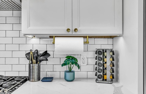 Edgemar - Pacific Manor House | Updated Lux Mid-Century Modern Home 0.5mi to Beach