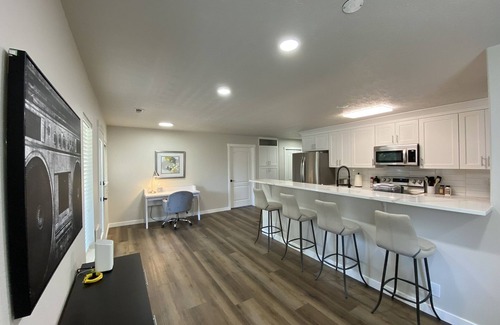 Moran Prairie House | 🔥Updated Rancher near 🛍 shopping & restaurants 🍽 🐾
