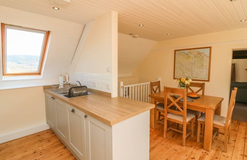 Minehead Cottage | UPPER BARN COTTAGE, pet friendly, with open fire in Wootton Courtenay