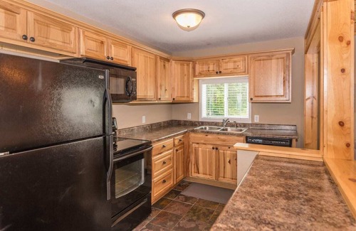 Pequot Lakes Cabin | Upper Hay Getaway Home