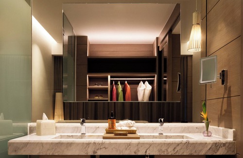 Punta Sam Hotel | Upscale Beachfront Stay with All Meals, Spa, Golf & Premium Lounges