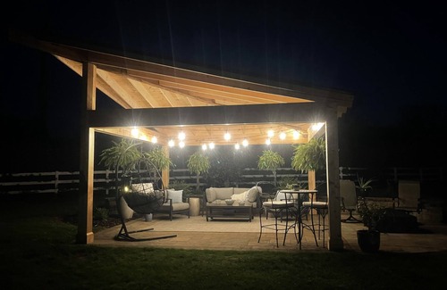Bird In Hand Apartment | Upscale Luxury in Amish Country, King Bed, Jetted Tub & Garden Patio