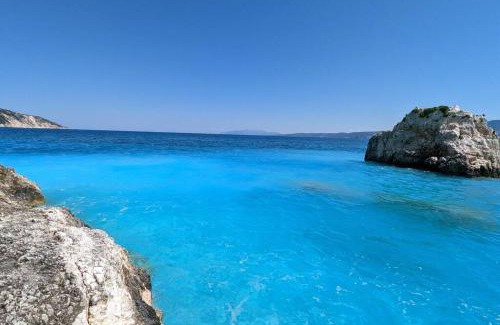 Mousata Villa | Upsidedown Villa. Amazing Views!