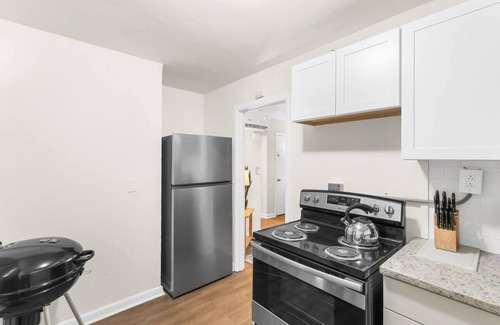 Norwood Apartment | Uptown Apartment, Near Parks! The Bricks Unit 3