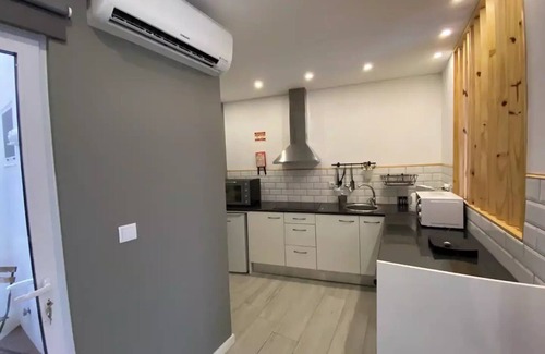 Ponta Delgada House | Urban 44 Guest House