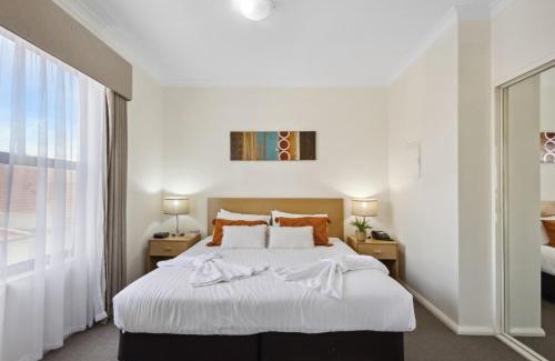 Northbridge Apartment | Urban Apt in the Heart of Northbridge