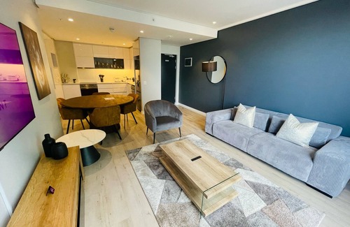 Cape Town City Centre Apartment | Urban Elephant 16 on Bree