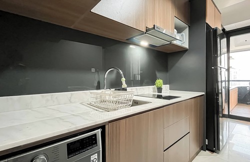 Pinang Apartment | Urban Industrial Touch 1Br Apartment At The Smith Alam Sutera