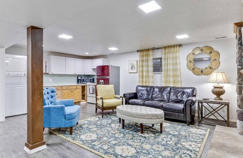 Orem House | Urban Retreat with Modern Comforts & Pets Welcome!