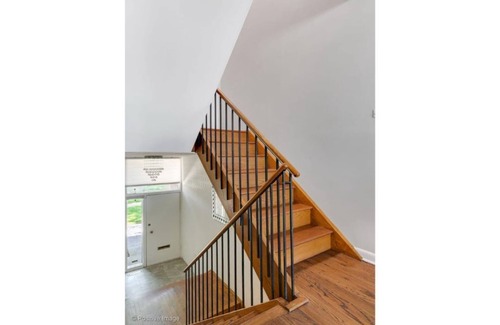 Douglas House | Urban Sanctuary South Loop near McCormick Place