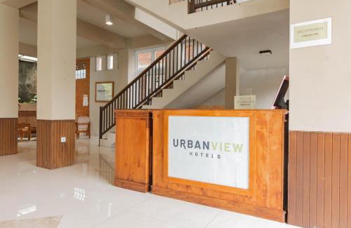 Cisarua Hotel | Urbanview Hotel Syariah Insani Cisarua Puncak