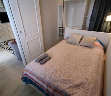 Zoliborz Apartment | Urocze mieszkanie z tarasem.Gym.Netflix.WiFi
