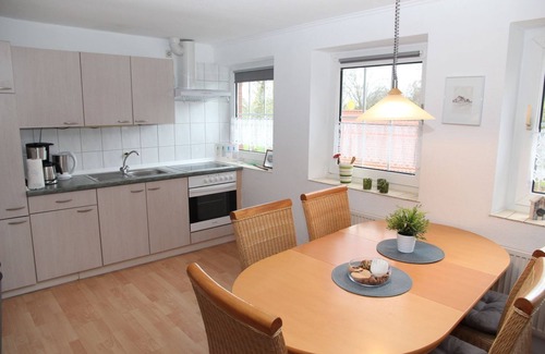 Uttum Apartment | Uttumer Mühle: Daike - Schöne Og-ferienwohnung für 4 Personen an der Uttumer Mühle