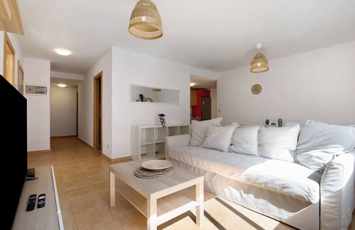 Puerto del Rosario Apartment | Vacation Apartment 'Lancelot' with Shared Pool and Wi-Fi