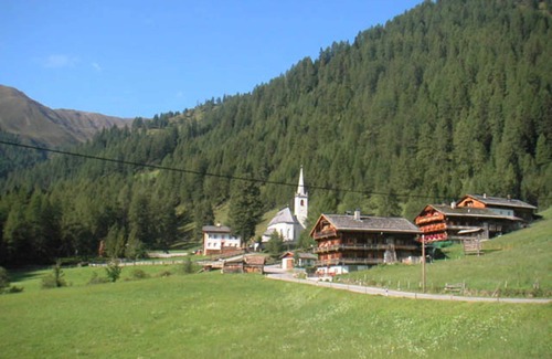 Innervillgraten Apartment | Vacation apartment BERG 1 - Holiday apartment Daniela Mair