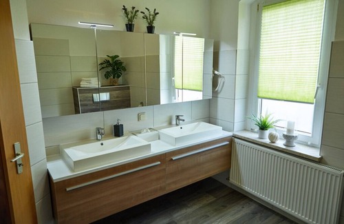 Bernburg Apartment | Vacation apartment/apartment for 6 guests with 80m² in Bernburg (Saale) (119938)