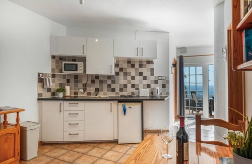 Macher Apartment | Vacation Apartment 'Azul De Eden' with Mountain View, Balcony and Wi-Fi