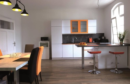 Luegde Apartment | Vacation apartment in the "Lügde train station" - apartment/apartment, shower and bath, WC, 3