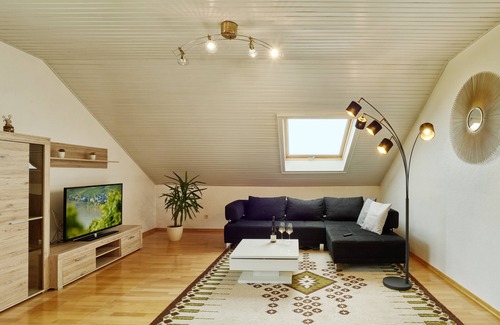 Niederemmel Apartment | Vacation apartment Loreleyblick
