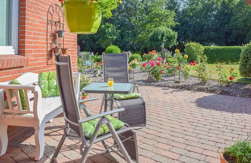 Niebuell Apartment | Vacation apartment Wellenreiter in Niebüll for up to 2 people