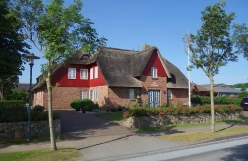 Alkersum Apartment | Vacation at Hüs Dikstian in Alkersum