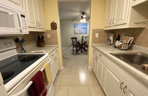 Bayview Condo | Vacation Cottage at Bermuda Bay Beach Club,Florida