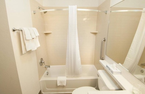 Anaheim Resort Resort | Vacation Day Is Always A Great Idea! Pets Allowed, Near Ponderosa Park