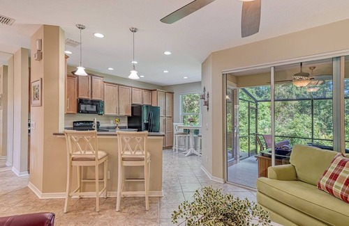 Sarasota Villa | VACATION DREAM VILLA W/HOT TUB