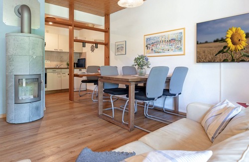 Scharbeutz House | Vacation home for 5 guests with 90m² in Scharbeutz-Klingberg (296346)