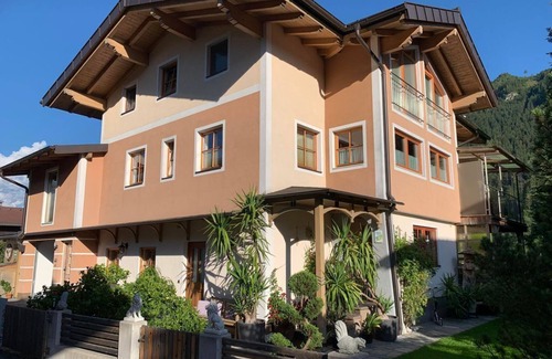 Muhlbach im Pinzgau Apartment | Vacation home/4 or more bedrooms/shower, WC - Apartments and vacation home Brandner