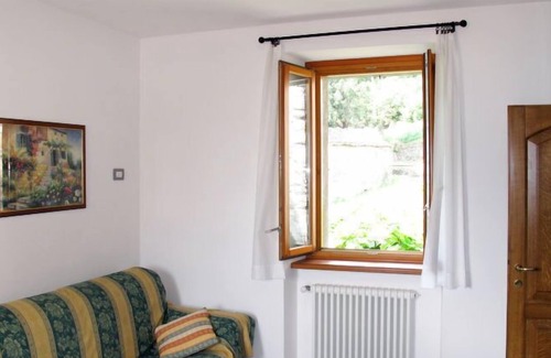 Vignola House | Vacation home Adele in Cremia - 4 persons, 1 bedrooms