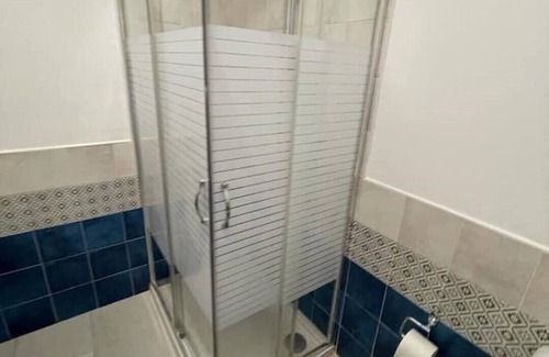 Ognina Apartment | Vacation home Andreina (the wisteria)